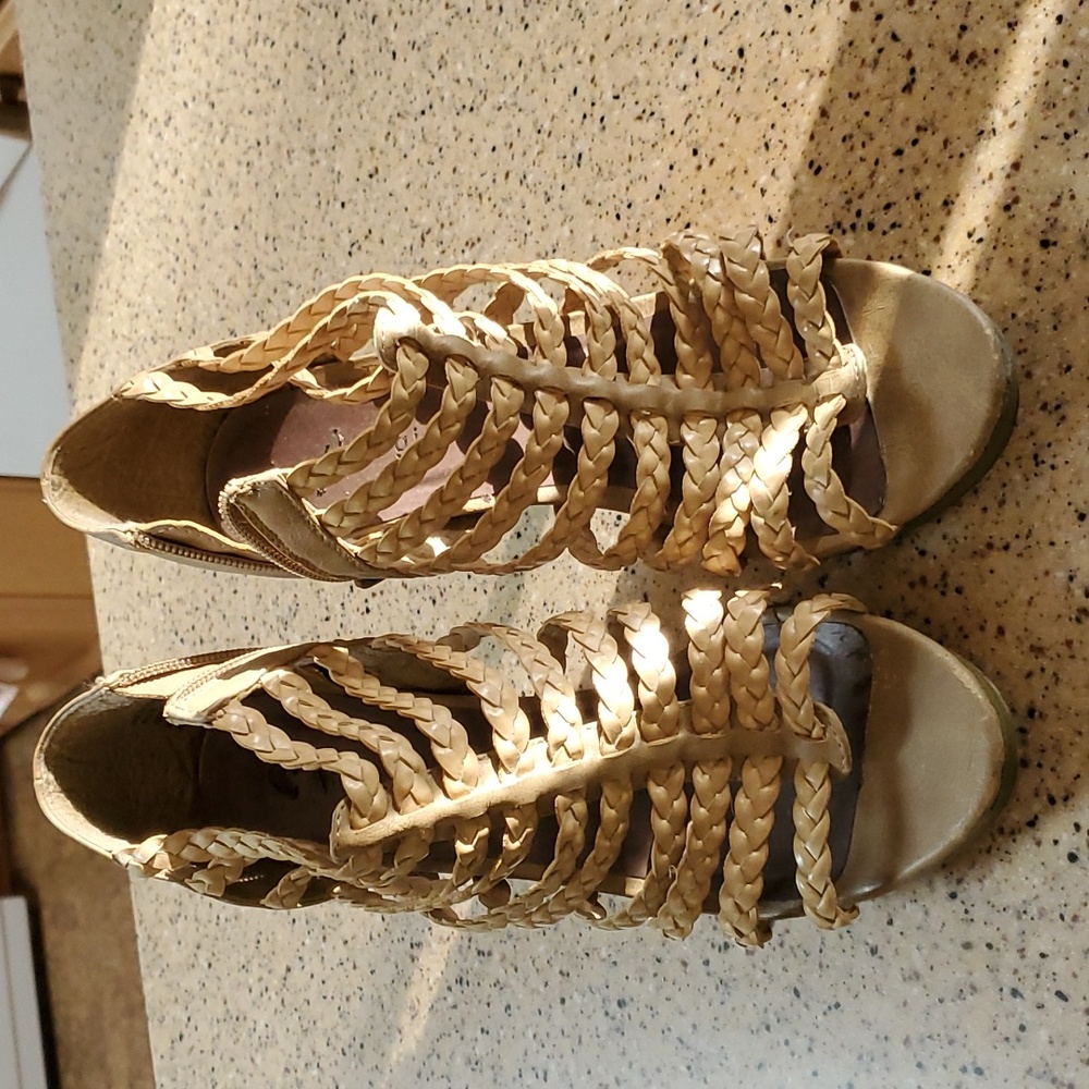 **Clearance** Madden Girl cage sandals - Picture 9 of 12